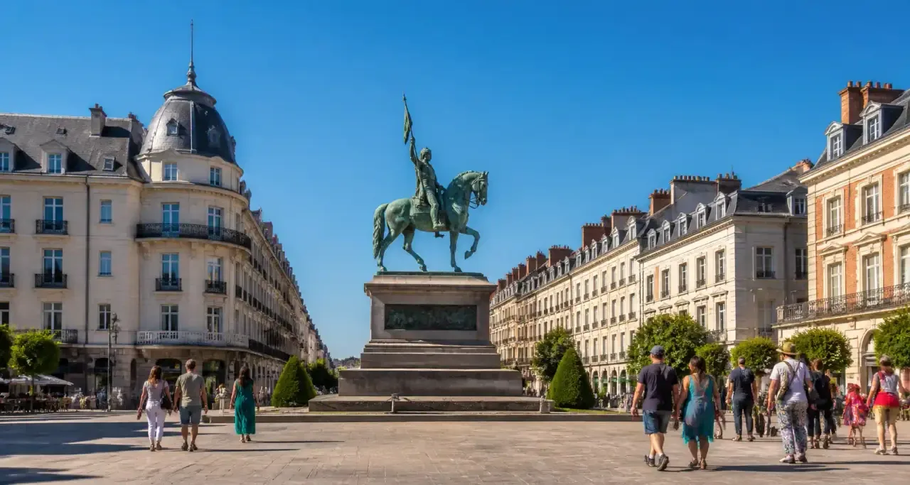 La statue de Jeanne d'Arc place du Martroi à Orléans